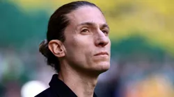 Filipe Luís durante partida no Allianz Parque, pelo Brasileirão.