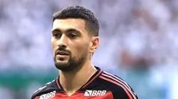 SP - SAO PAULO - 25/05/2025 - BRASILEIRO A 2025, PALMEIRAS X FLAMENGO - De Arrascaeta jogador do Flamengo durante partida contra o Palmeiras no estadio Arena Allianz Parque pelo campeonato Brasileiro A 2025.