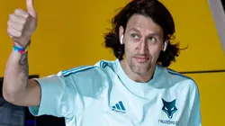 Cássio chegando à Arena Castelão antes de partida entre Fortaleza e Cruzeiro, pelo Brasileirão. Foto: Samuel Andrade/CEC