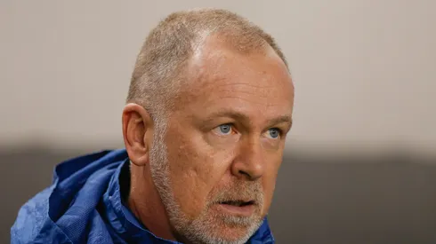 Mano Menezes é o técnico do Grêmio.