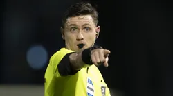 Árbitro decidiu quebrar o silêncio - Foto: Jorge Rodrigues/AGIF.