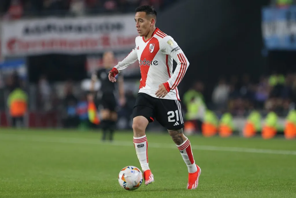 Esequiel Barco em ação pelo River Plate (Photo by Daniel Jayo/Getty Images)