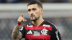 Arrascaeta foi pivô de pênalti marcado contra o Verdão e VAR flagrou conversa da arbitragem