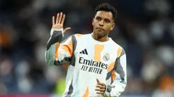 MADRID, SPAIN - APRIL 20: Rodrygo of Real Madrid CF waves the fan prior to the LaLiga match between Real Madrid CF and Athletic Club at Estadio Santiago Bernabeu on April 20, 2025 in Madrid, Spain. (Photo by Florencia Tan Jun/Getty Images)