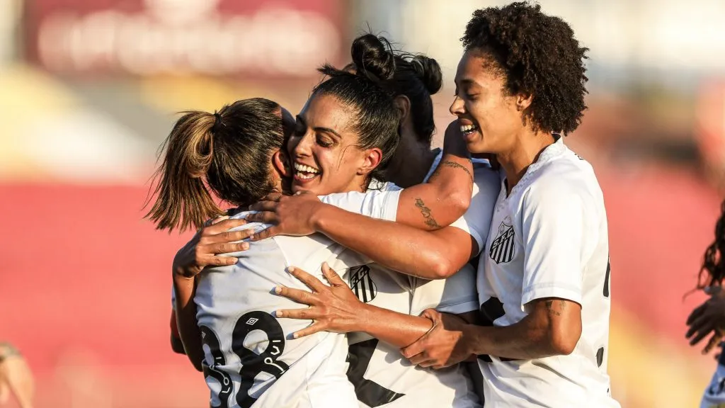 Rafa Andrade e Suzane jogadoras do Santos