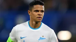 Douglas Santos, lateral-esquerdo do Zenit - Foto: Catherine Ivill/Getty Images