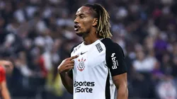 Carrillo é uma novidade na escalação do Corinthians de Dorival Jr em Buenos Aires