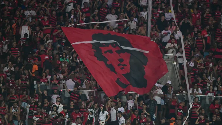 Torcida do Flamengo irá lotar o Maracanã contra o Deportivo Táchira - Foto: Thiago Ribeiro/AGIF