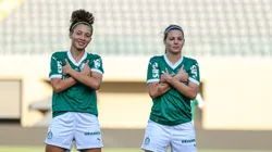 Raissa comemora gol ao lado da atacante Melo - Foto: Paloma Cassiano/Palmeiras/by Canon