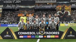 Jogadores do Botafogo em campo durante a Copa Libertadores - Foto: Thiago Ribeiro/AGIF