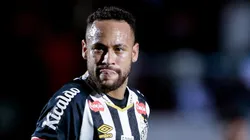 BA - SALVADOR - 25/05/2025 - BRASILEIRO A 2025, VITORIA X SANTOS - Neymar jogador do Santos durante partida contra o Vitoria no estadio Barradao pelo campeonato Brasileiro A 2025.