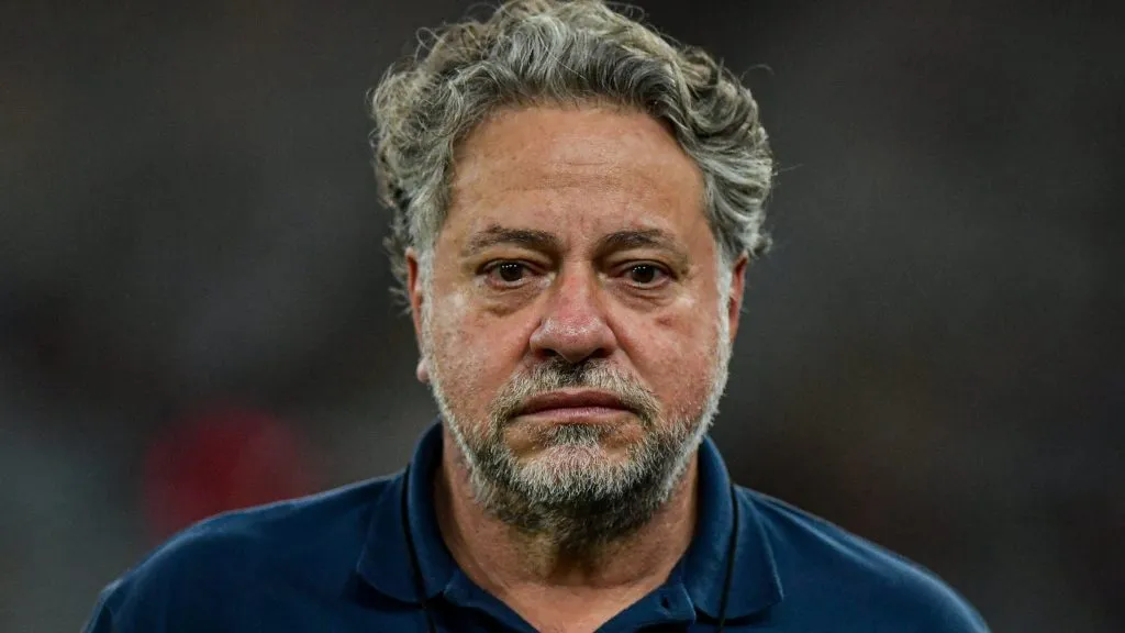 Julio Casares durante partida. Foto: Thiago Ribeiro/AGIF