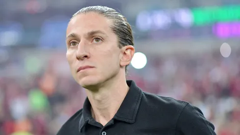 Filipe Luís faz grande trabalho