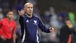 Leonardo Jardim, técnico do Cruzeiro, durante partida contra o Atlético-MG, pelo Brasileirão Betano. Foto: Gilson Lobo/AGIF.