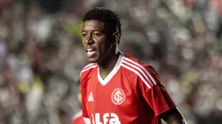 Vitão, zagueiro titular do Internacional