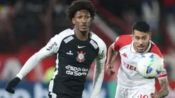 Corinthians perde para o Huracán na Argentina e está eliminado da Copa Sul-Americana.