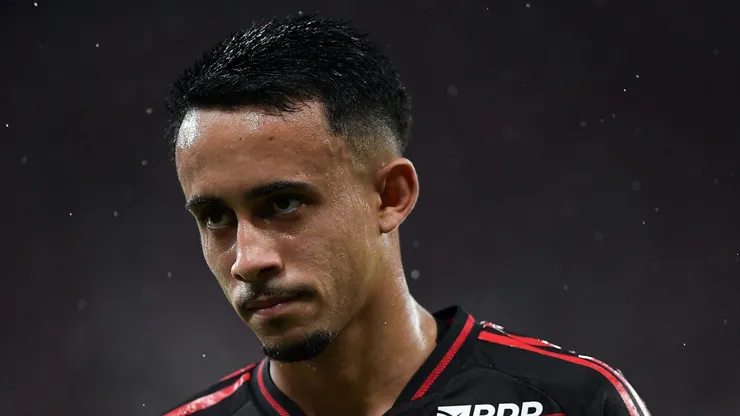 RJ - RIO DE JANEIRO - 30/01/2025 - CARIOCA 2025, FLAMENGO X SAMPAIO CORREA - Matheus Goncalves jogador do Flamengo durante partida contra o Sampaio Correa no estadio Maracana pelo campeonato Carioca 2025.