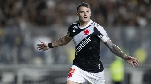 Pablo Vegetti vibrando após marca contra o Melgar - Foto: Jorge Rodrigues/AGIF