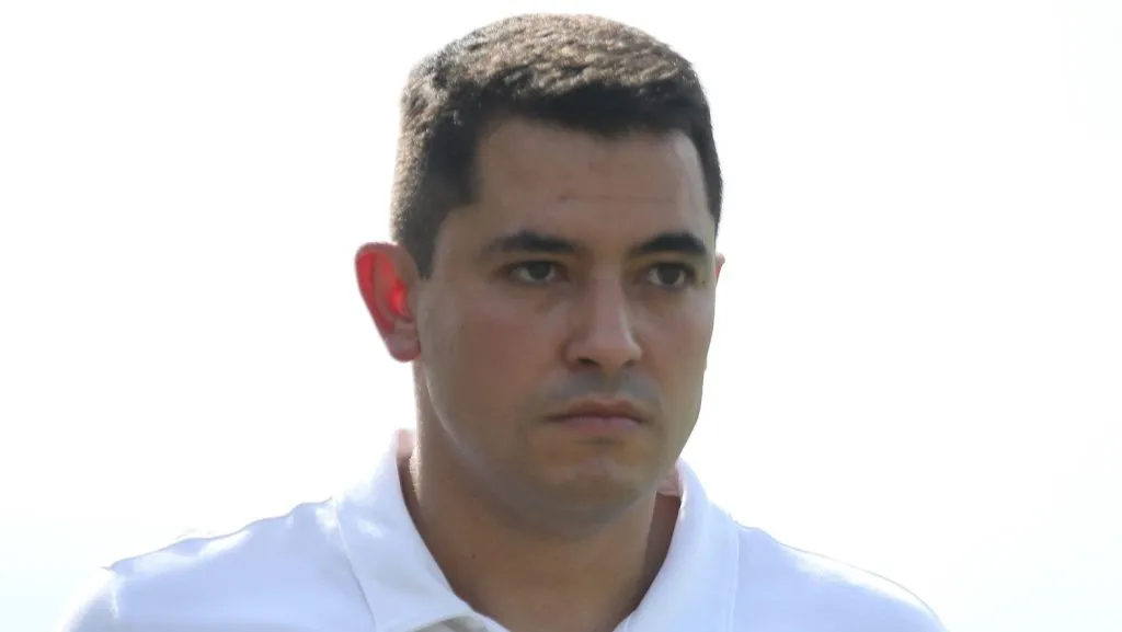 Foto: Reinaldo Campos/AGIF – Pedro Martins saiu do Alvinegro e volta do ‘amor pelo balón’ pode acontecer.