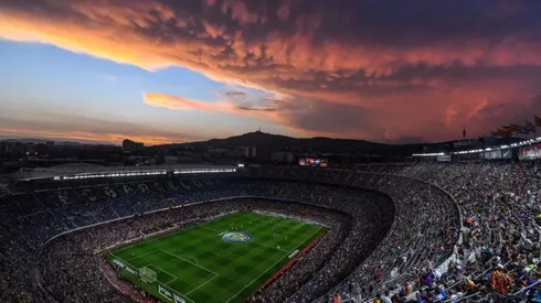 As partidas de futebol feminino com maior público em um estádio.