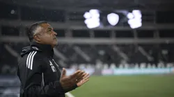 Roger Machado técnico do Internacional durante partida contra o Botafogo no estadio Engenhao pelo campeonato Brasileiro A 2025. Foto: Jorge Rodrigues/AGIF