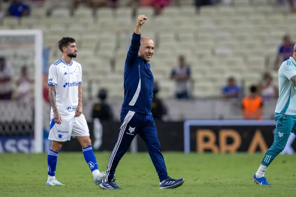 Leonardo jardim técnico do Cruzeiro – Foto: Baggio Rodrigues/AGIF