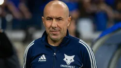 Leonardo Jardim técnico do Cruzeiro durante partida contra o Atlético-MG - Foto: Fernando Moreno/AGIF