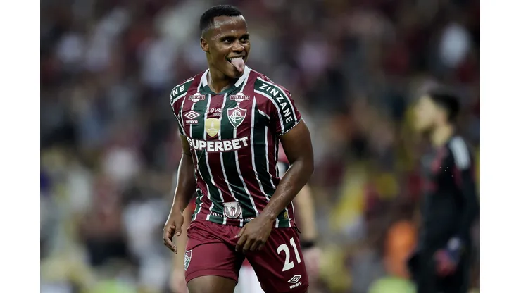 RJ - RIO DE JANEIRO - 17/10/2024 - BRASILEIRO A 2024, FLAMENGO X FLUMINENSE - Jhon Arias jogador do Fluminense comemora seu gol durante partida contra o Flamengo no estadio Maracana pelo campeonato Brasileiro A 2024. Foto: Alexandre Loureiro/AGIF