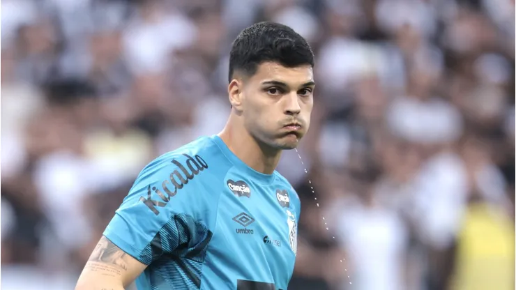 Brazão durante clássico contra o Corinthians
