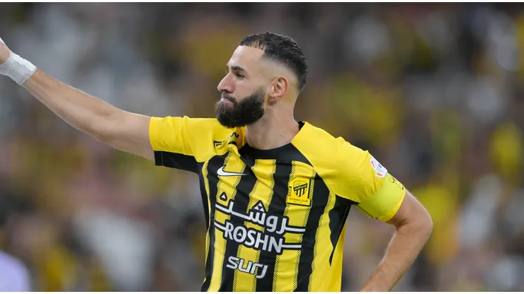Benzema comemora gol marcado pelo Al-Ittihad. Foto: MB Media Solutions / Alamy Stock Photo