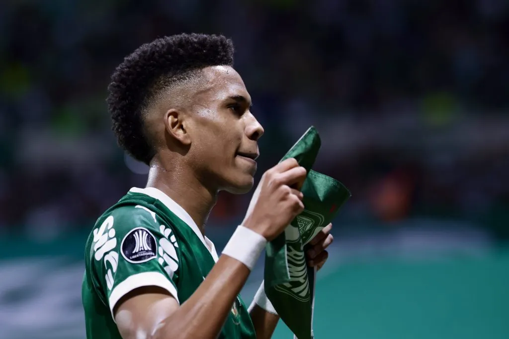 SP – SAO PAULO – 28/05/2025 – COPA LIBERTADORES 2025, PALMEIRAS X SPORTING CRISTAL – Estevao jogador do Palmeiras comemora seu gol durante partida contra o Sporting Cristal no estadio Arena Allianz Parque pelo campeonato Copa Libertadores 2025. Foto: Marcello Zambrana/AGIF