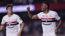 Sabino comemora seu gol pela Libertadores. Foto: Ettore Chiereguini/AGIF