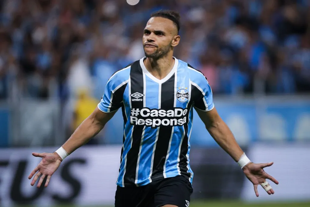 Braithwaite é a principal referência do Grêmio. Foto: Maxi Franzoi/AGIF