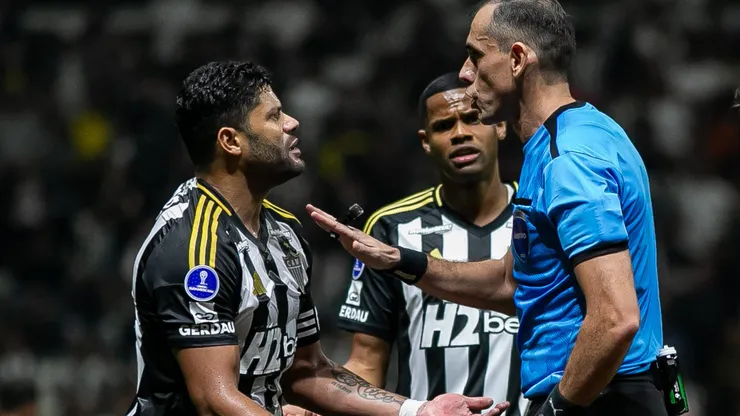 Hulk, jogador do Atletico, durante partida contra o Cienciano no estadio Arena MRV pelo campeonato Copa Sul-americana 2025. Foto: Fernando Moreno/AGIF