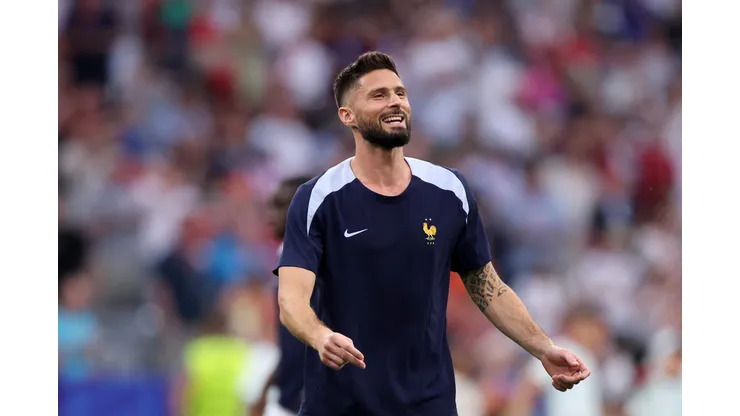 MUNICH, GERMANY - JULY 09: Olivier Giroud of France looks on as he warms up prior to the UEFA EURO 2024 Semi-Final match between Spain and France at Munich Football Arena on July 09, 2024 in Munich, Germany. (Photo by Alex Grimm/Getty Images)