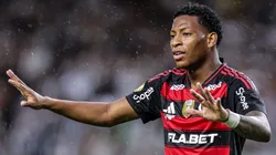 Gonzalo Plata em partida pelo Flamengo. Foto: Fernando Torres/AGIF