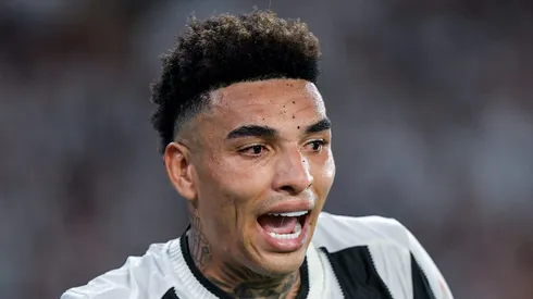 Igor Jesus em partida da Libertadores.