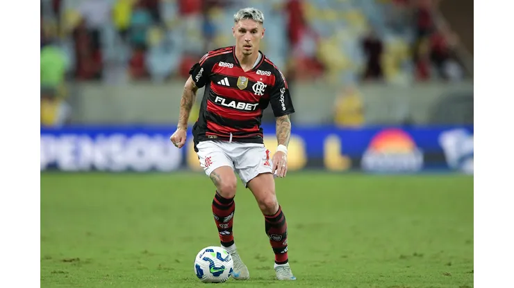 Varela jogador do Flamengo durante partida contra o Botafogo-PB no estádio Maracanã pelo campeonato Copa Do Brasil 2025. Foto: Thiago Ribeiro/AGIF