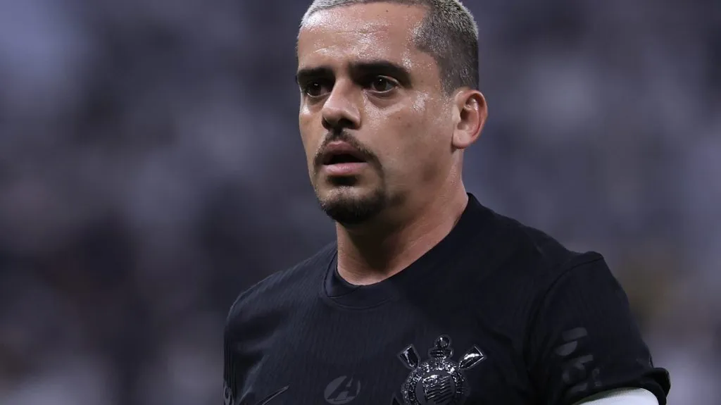 Fagner pelo Corinthians. Foto: Marcello Zambrana/AGIF
