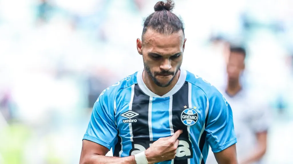 Braithwaite está confirmado como titular para Juventude x Grêmio – Foto: Giancarlo Santorum/AGIF