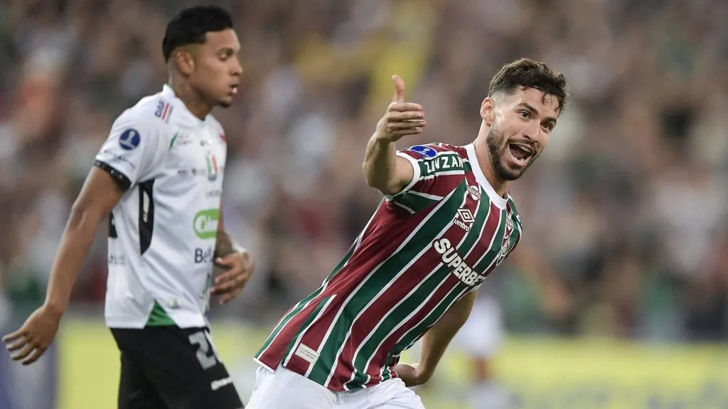 Martinelli jogador do Fluminense comemora seu gol durante partida contra o Once Caldas no estádio Maracanã pelo campeonato Copa Sul-americana 2025. Foto: Thiago Ribeiro/AGIF
