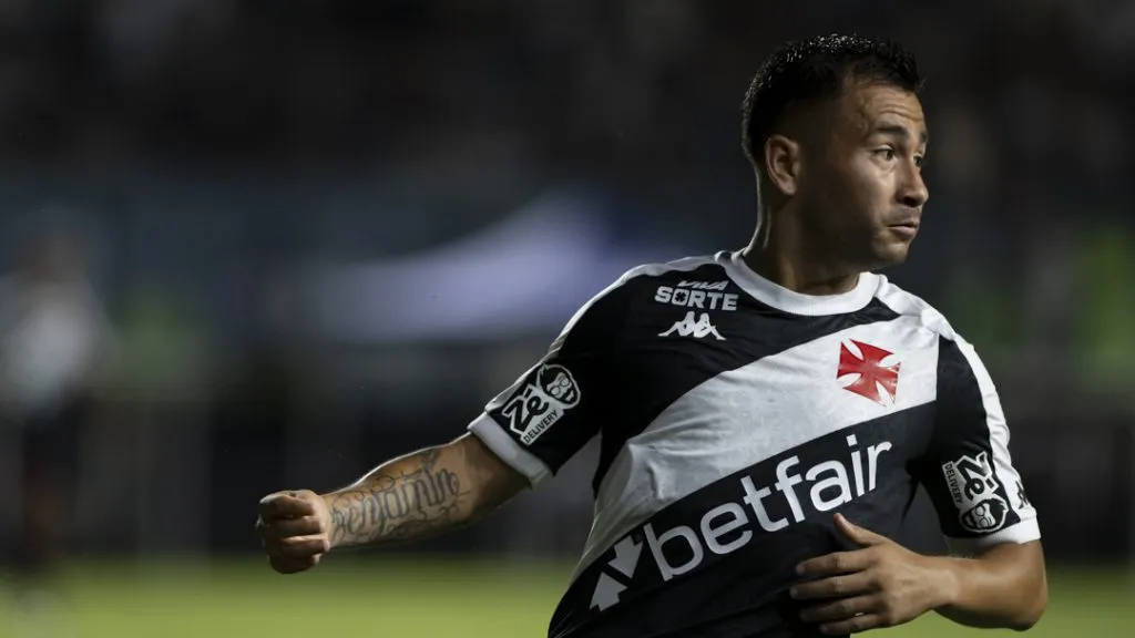 Jean David jogador do Vasco durante partida contra o Bangu no estádio São Januário pelo campeonato Carioca 2025. Foto: Jorge Rodrigues/AGIF