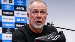 Mano Menezes diz que Grêmio irá evoluir durante a pausa do Mundial de Clubes