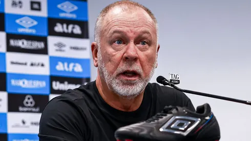 Mano Menezes diz que Grêmio irá evoluir durante a pausa do Mundial de Clubes