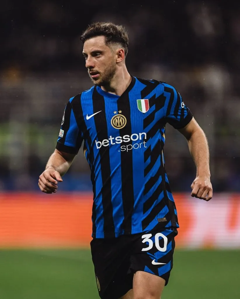 Carlos Augusto ex-Corinthians atuando pela Inter de Milão – Foto: Reprodução/Instagram