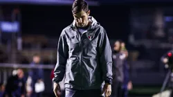 Maxi Cuberas, técnico do São Paulo, durante partida contra o Mirassol no estadio Morumbi pelo campeonato Brasileiro A 2025. Foto: Fabio Giannelli/AGIF