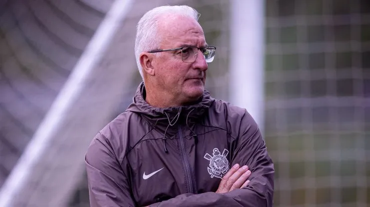 Dorival Jr durante treinamento. Foto: Rodrigo Coca/Ag. Corinthians