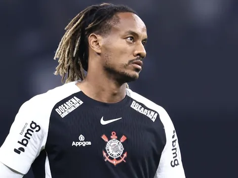 Carrillo vira desfalque de última hora do Corinthians de Dorival