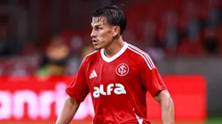 Alexandro Bernabei jogador do Internacional durante partida contra o Mirassol no estádio Beira-Rio pelo campeonato Brasileiro A 2025.