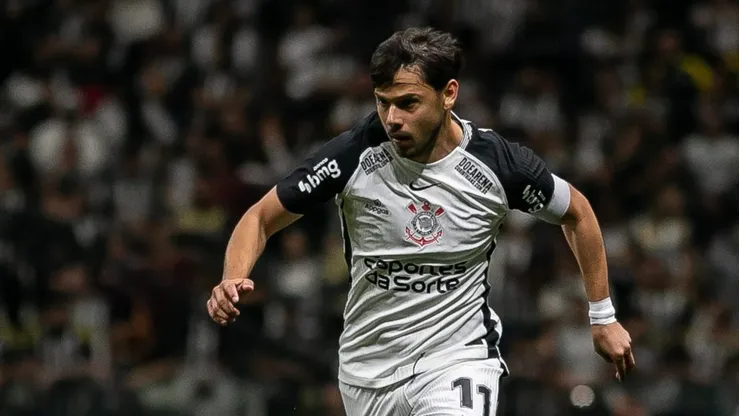 Romero jogador do Corinthians durante partida contra o Atlético-MG no estádio Arena MRV - Foto: Fernando Moreno/AGIF
